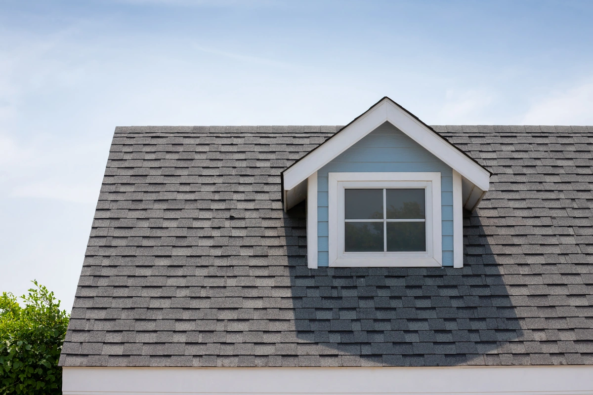 asphalt roof repair tips-new roof on house close up